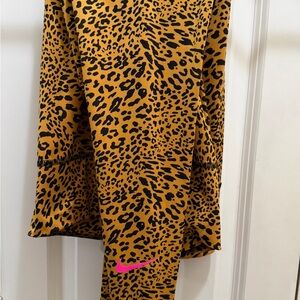 Nike Black and Brown Leopard Print Leggings
